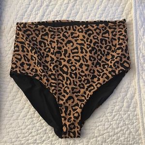 Coral Reef reversible bottoms size L